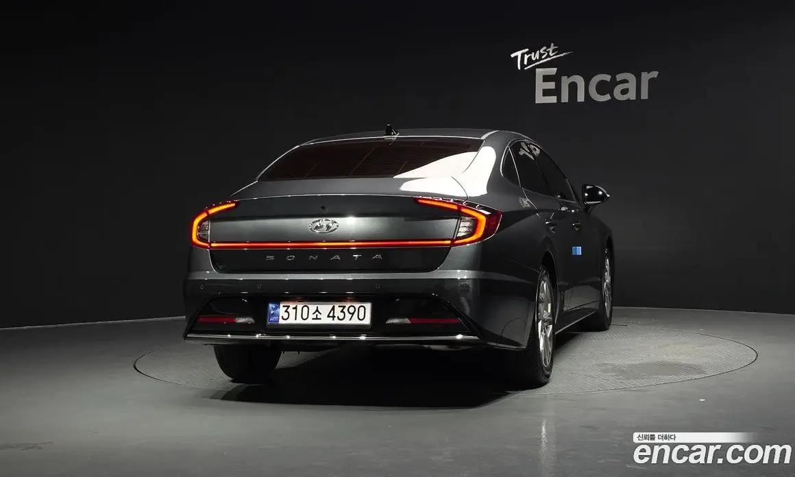 Hyundai Sonata 2022 2.0 автомат (гидро), фото 4