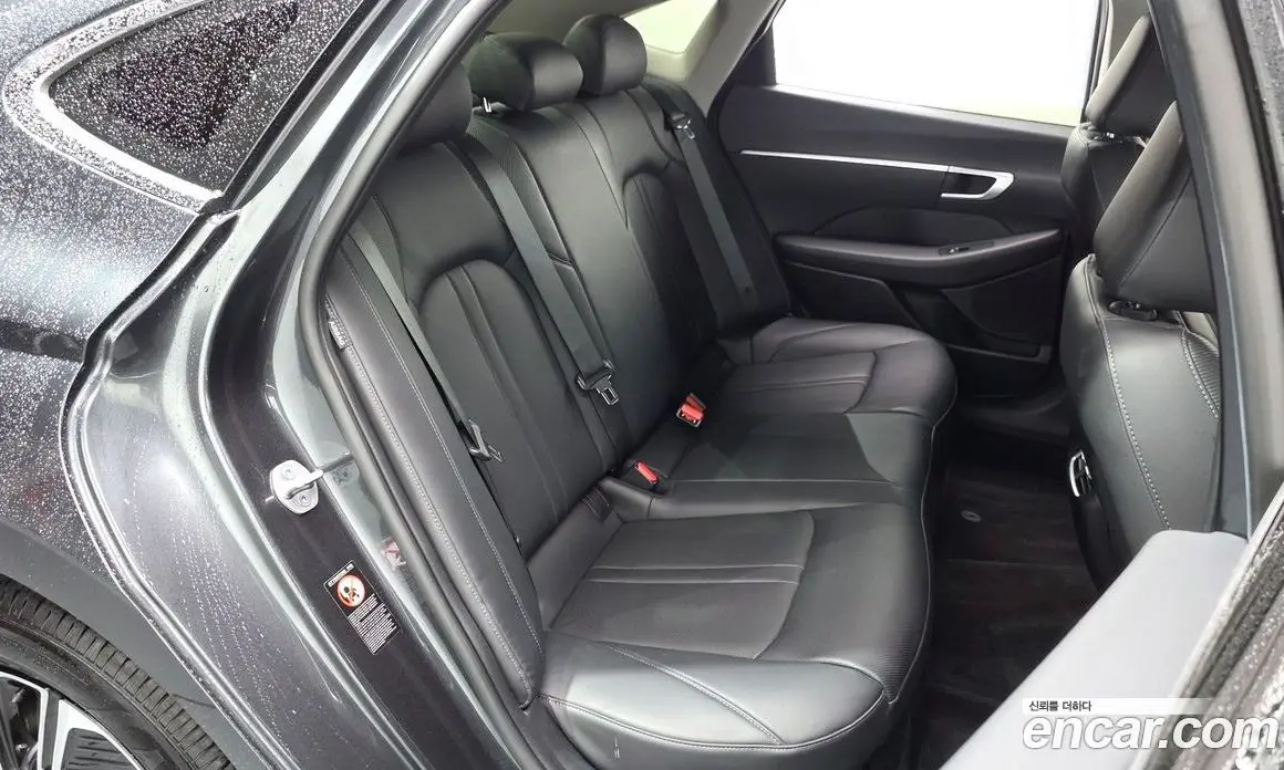 Hyundai Sonata 2022 2.0 автомат (гидро), фото 18