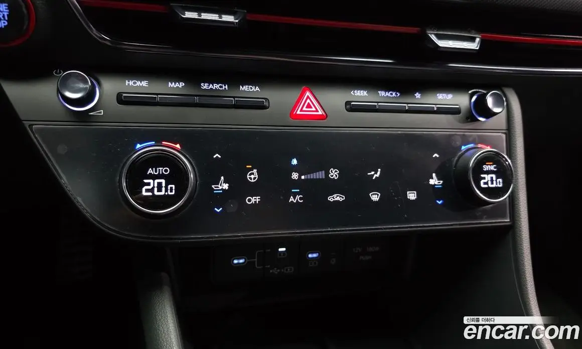 Hyundai Sonata 2023 2.5 автомат (гидро), фото 19