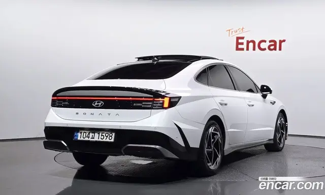 Hyundai Sonata 2024 1.6 автомат (гидро), миниатюра 2