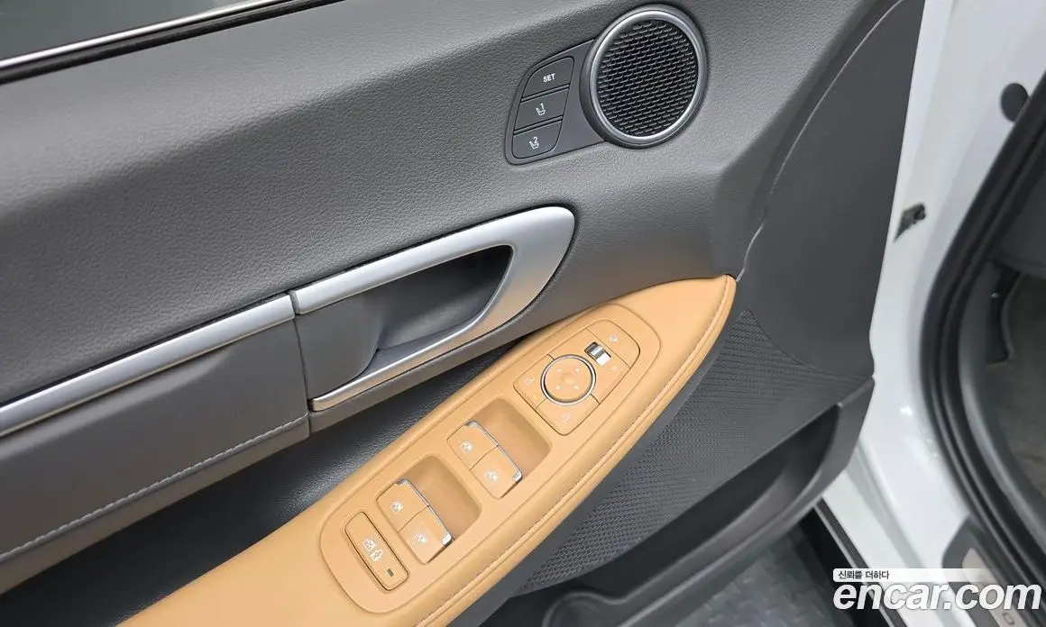 Hyundai Sonata 2024 1.6 автомат (гидро), фото 15