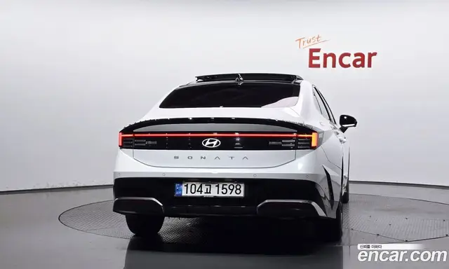 Hyundai Sonata 2024 1.6 автомат (гидро), миниатюра 4