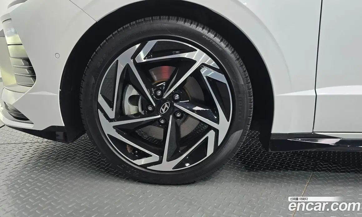 Hyundai Sonata 2024 1.6 автомат (гидро), фото 5