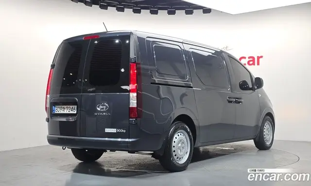 Hyundai Staria 2023 2.2 автомат (гидро), миниатюра 2