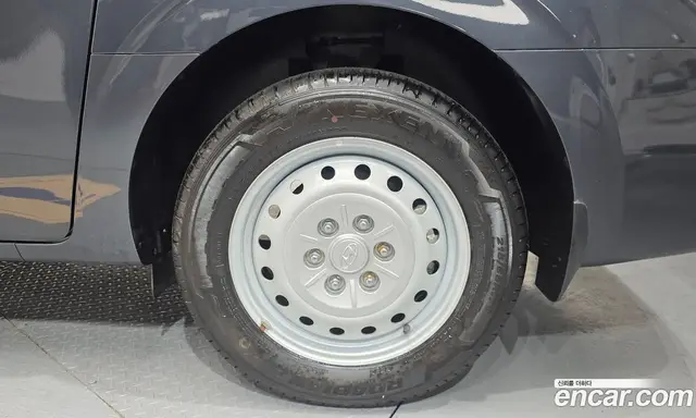 Hyundai Staria 2023 2.2 автомат (гидро), миниатюра 7