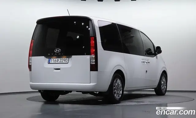 Hyundai Staria 2025 2.2 автомат (гидро), миниатюра 2