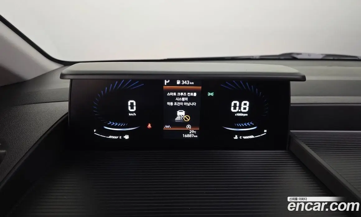 Hyundai Staria 2025 2.2 автомат (гидро), фото 11