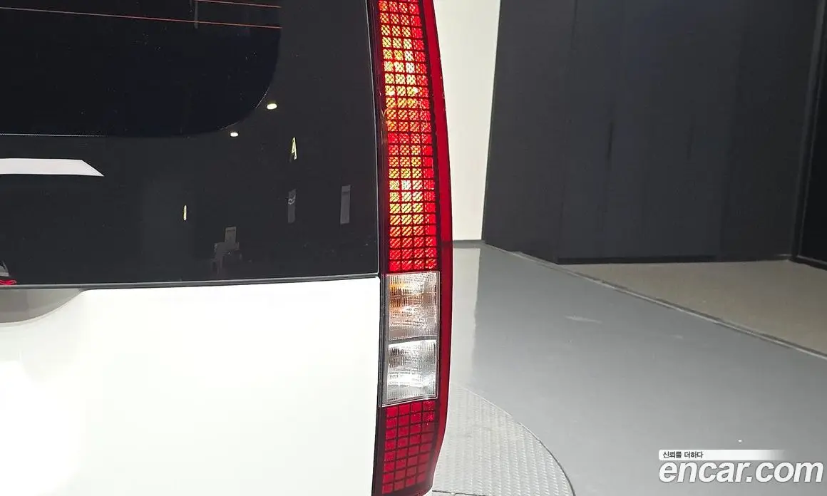Hyundai Staria 2025 2.2 автомат (гидро), фото 9