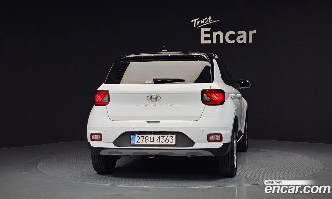 Hyundai Venue 2021 1.6 автомат (гидро), фото 4