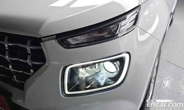 Hyundai Venue 2021 1.6 автомат (гидро), миниатюра 8