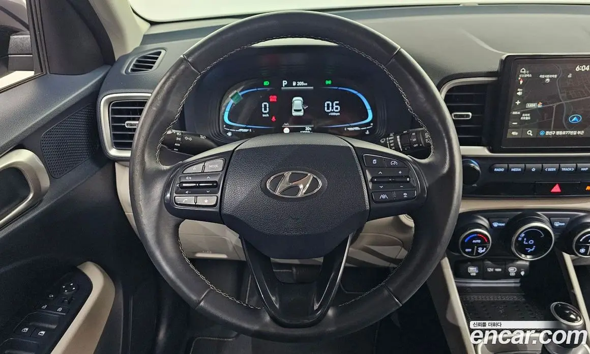 Hyundai Venue 2024 1.6 автомат (гидро), фото 20