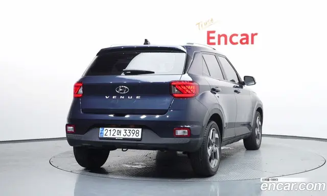 Hyundai Venue 2024 1.6 автомат (гидро), миниатюра 4