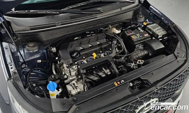 Hyundai Venue 2024 1.6 автомат (гидро), миниатюра 6