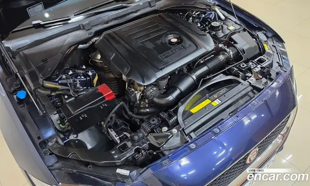 Jaguar XF 2017 2.0 автомат (гидро), миниатюра 7