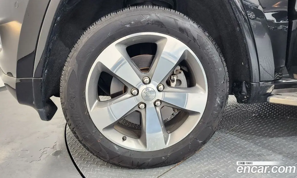 Jeep Cherokee 2015 3.0 автомат (гидро), фото 5