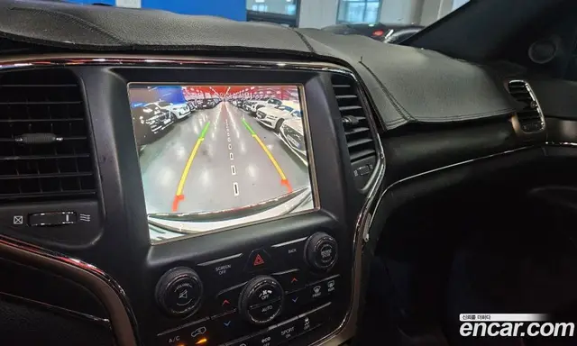 Jeep Cherokee 2017 3.6 автомат (гидро), миниатюра 11