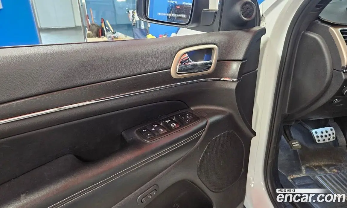 Jeep Cherokee 2017 3.6 автомат (гидро), фото 19