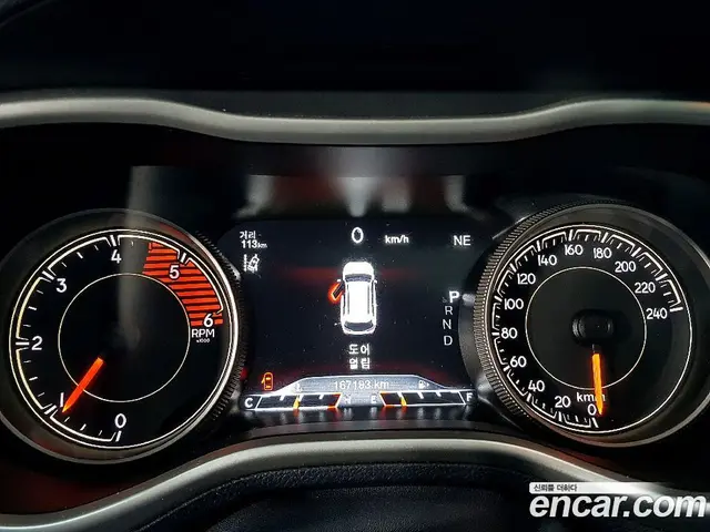 Jeep Cherokee 2017 2.2 автомат (гидро), миниатюра 7