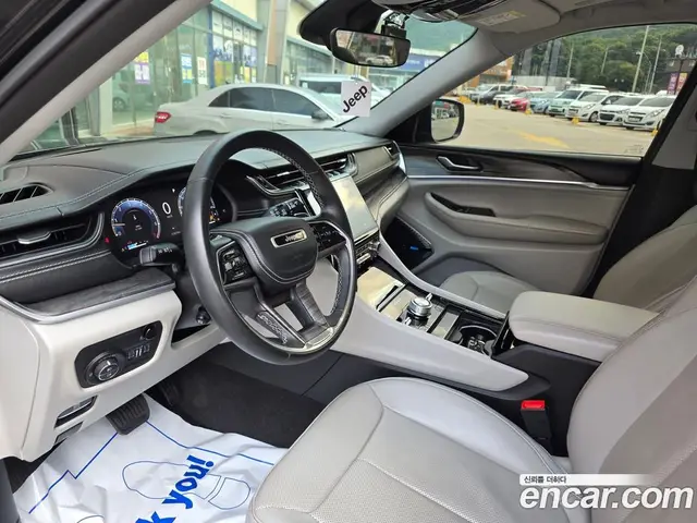 Jeep Cherokee 2021 3.6 автомат (гидро), миниатюра 7