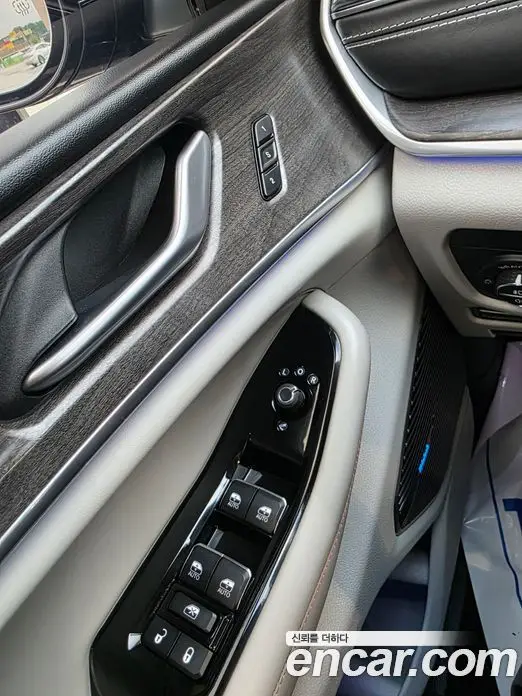 Jeep Cherokee 2021 3.6 автомат (гидро), фото 8