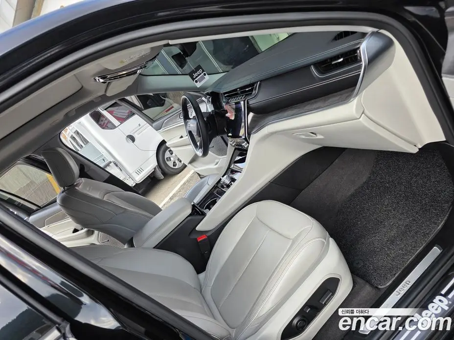 Jeep Cherokee 2021 3.6 автомат (гидро), фото 9