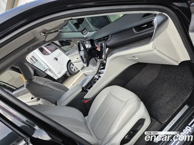Jeep Cherokee 2021 3.6 автомат (гидро), миниатюра 9