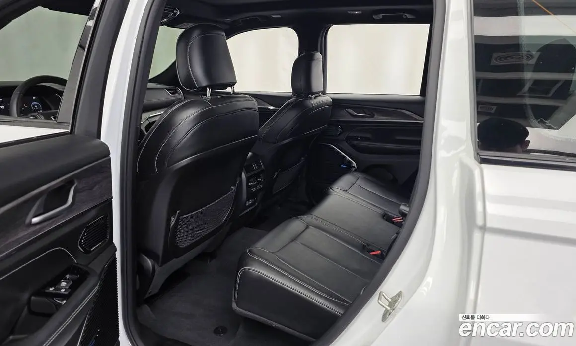 Jeep Cherokee 2023 3.6 автомат (гидро), фото 16