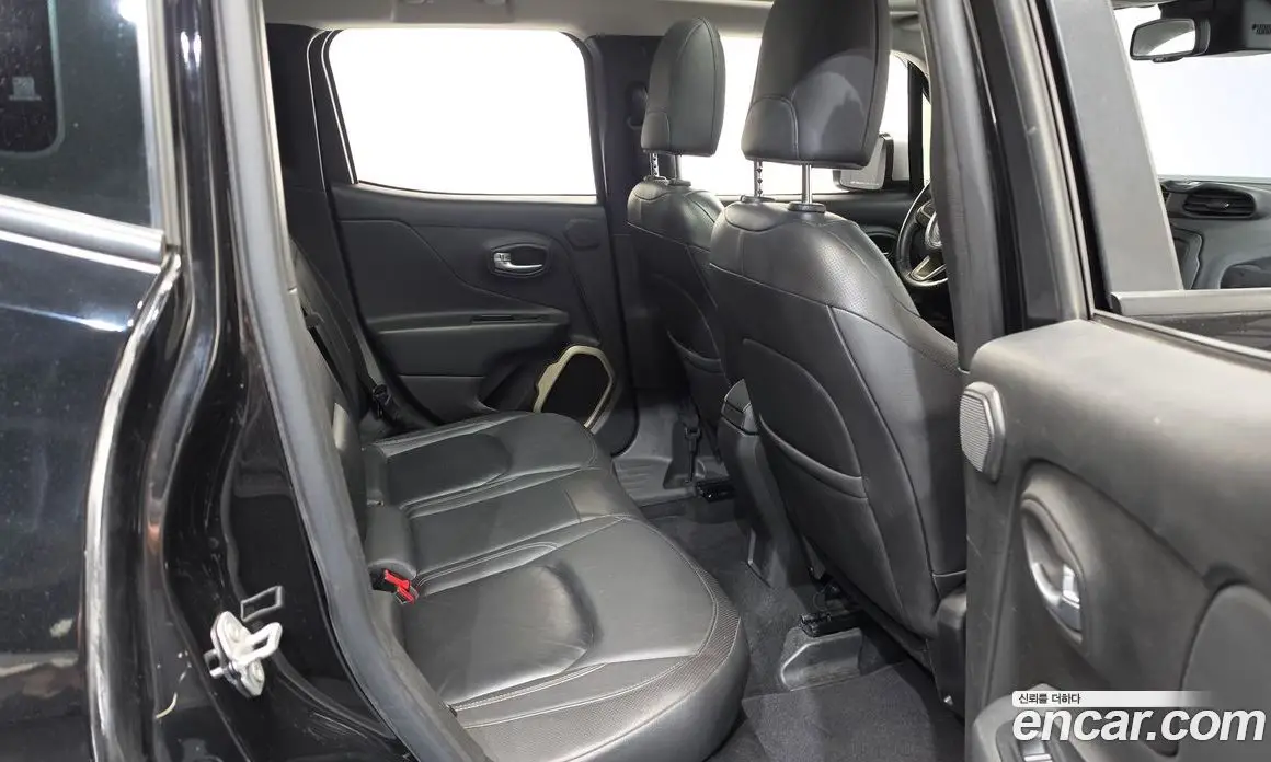 Jeep Renegade 2017 2.0 автомат (гидро), фото 11 Jeep Renegade 2017 2.0 автомат (гидро), фото 11