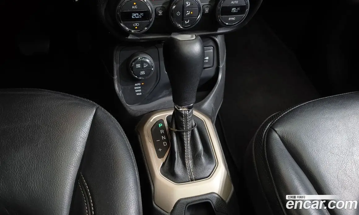 Jeep Renegade 2017 2.0 автомат (гидро), фото 9 Jeep Renegade 2017 2.0 автомат (гидро), фото 9