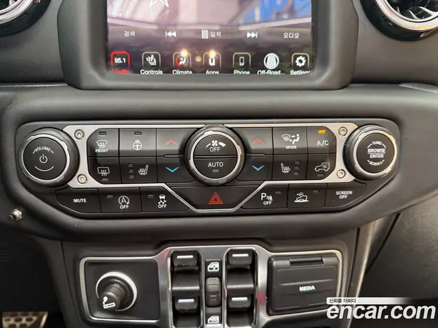 Jeep Wrangler 2021 2.0 автомат (гидро), миниатюра 12
