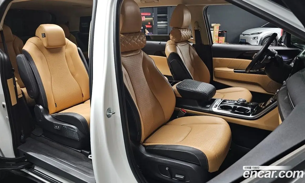 Kia Carnival 2023 2.2 автомат (гидро), фото 15