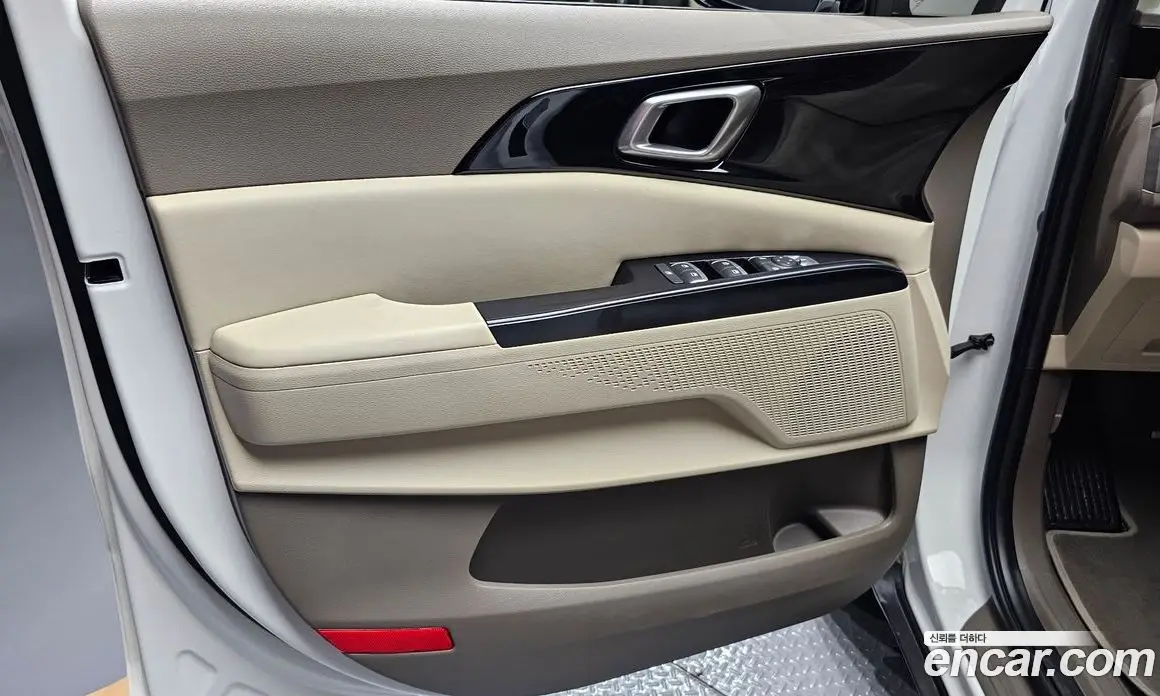 Kia Carnival 2023 2.2 автомат (гидро), фото 14
