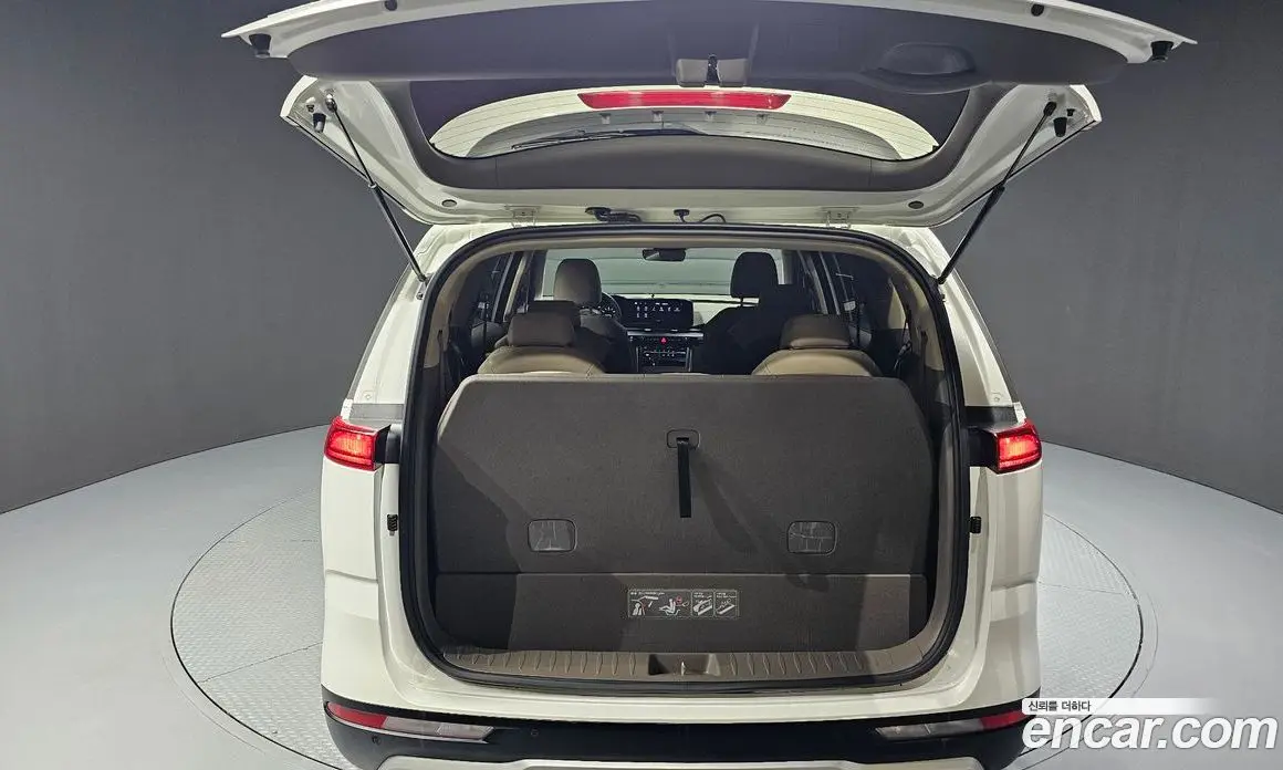 Kia Carnival 2023 2.2 автомат (гидро), фото 26