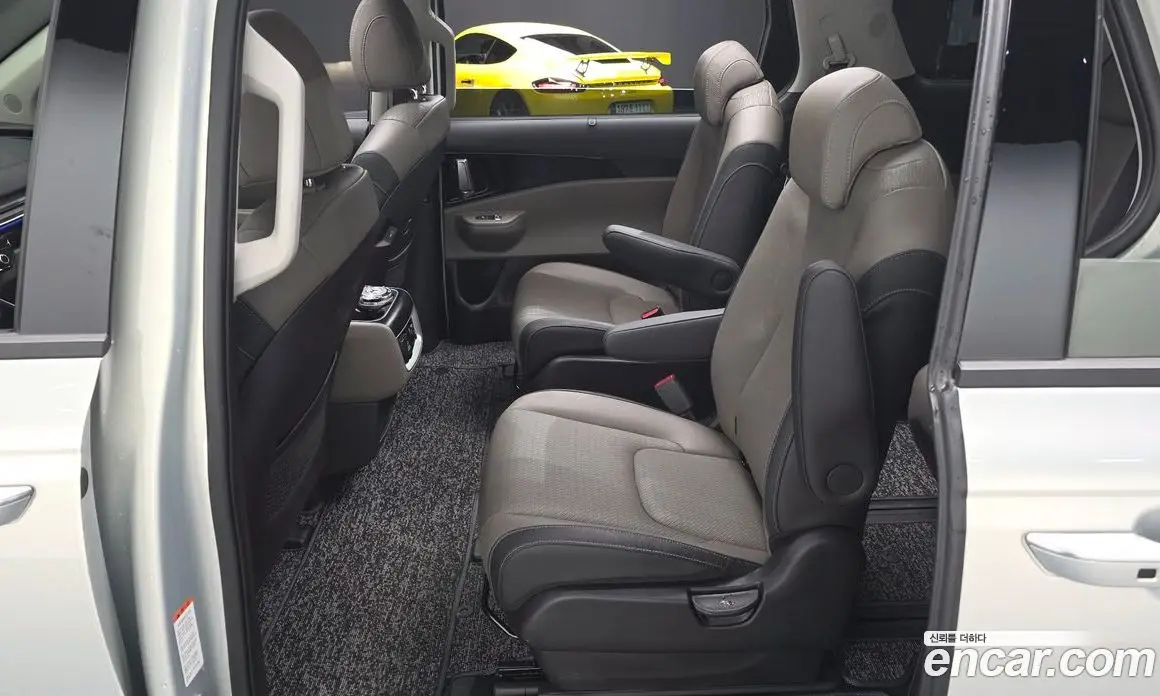 Kia Carnival 2024 2.2 автомат (гидро), фото 16