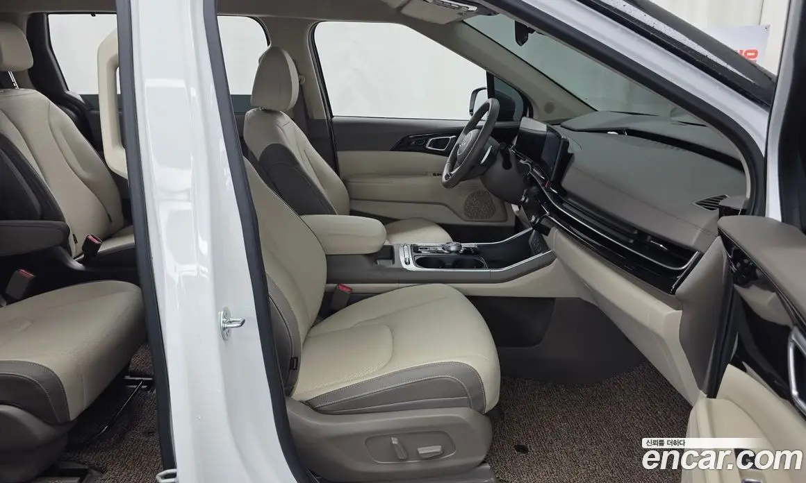 Kia Carnival 2024 3.5 автомат (гидро), фото 17