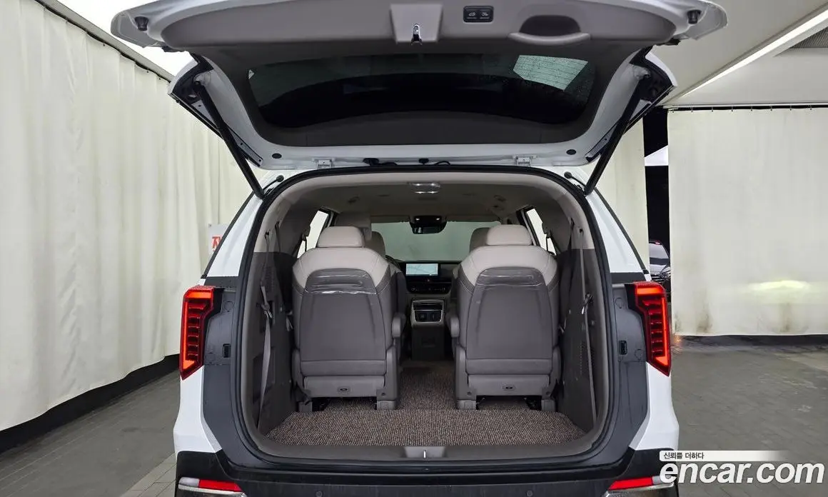 Kia Carnival 2024 3.5 автомат (гидро), фото 26
