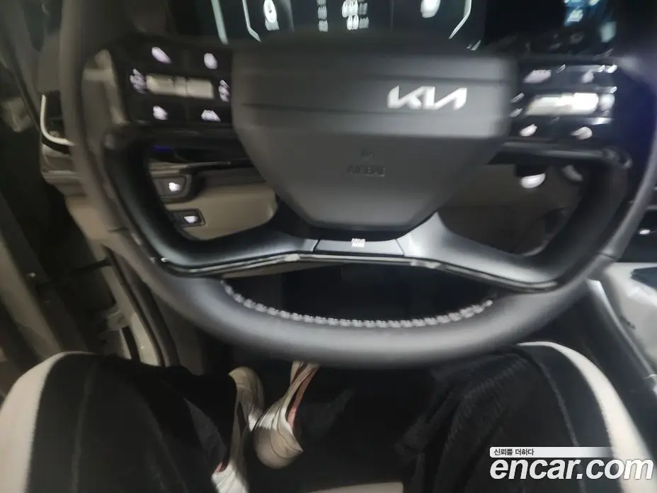 Kia Carnival 2025 1.6 автомат (гидро), фото 4 Kia Carnival 2025 1.6 автомат (гидро), фото 4