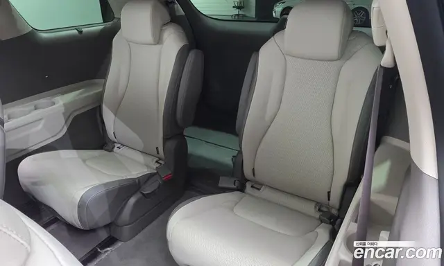 Kia Carnival 2025 1.6 автомат (гидро), миниатюра 11