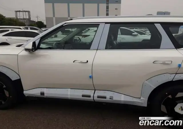 Kia EV5 2026 1.0 автомат (гидро), миниатюра 5