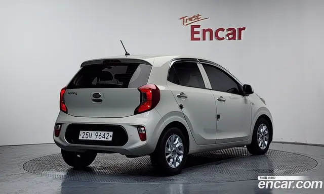 Kia Morning 2017 1.0 автомат (гидро), миниатюра 1