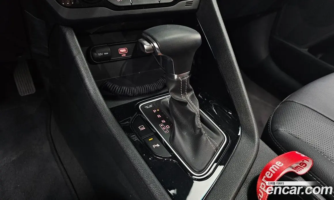Kia Niro 2021 1.6 автомат (гидро), фото 11