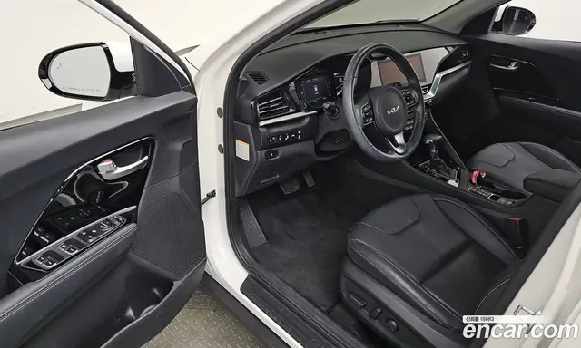 Kia Niro 2021 1.6 автомат (гидро), миниатюра 12