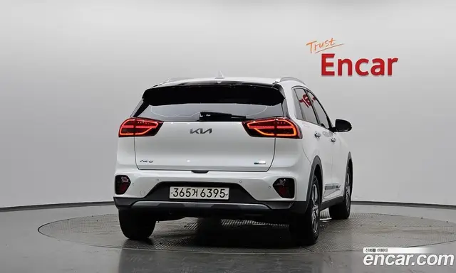 Kia Niro 2021 1.6 автомат (гидро), миниатюра 3