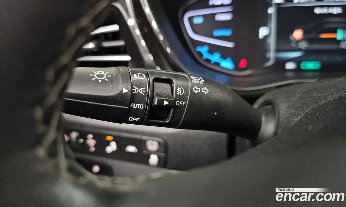 Kia Niro 2021 1.6 автомат (гидро), фото 28