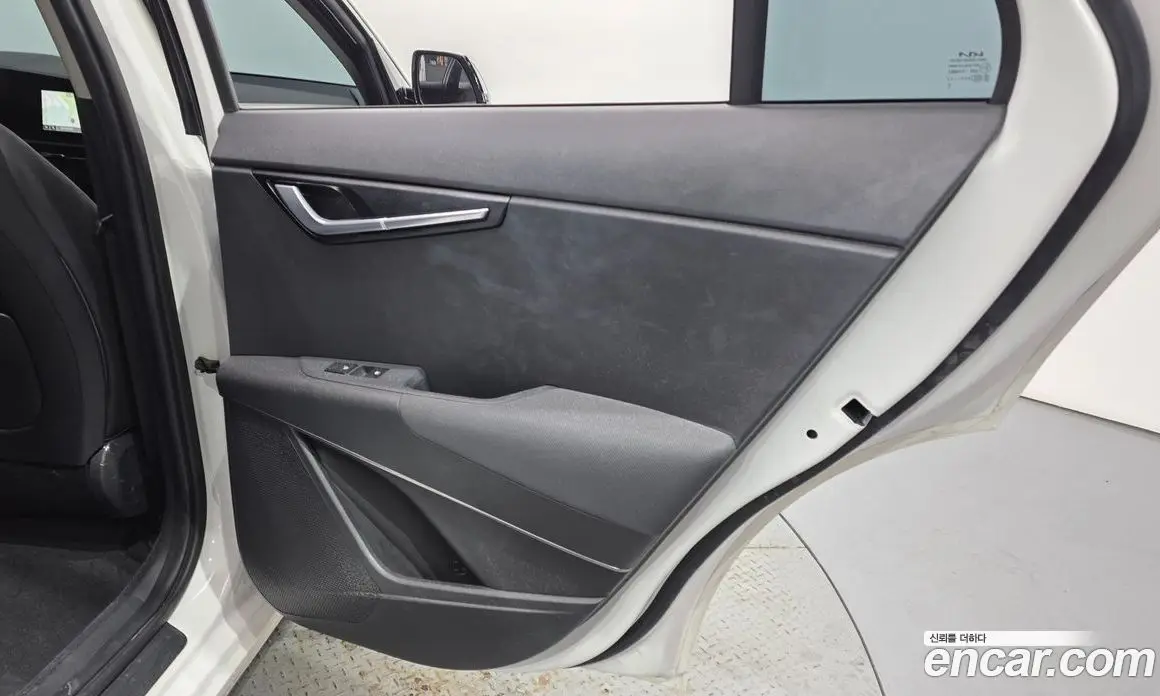 Kia Niro 2022 0.2 автомат (гидро), фото 15