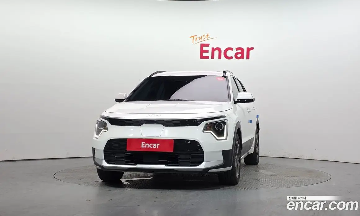 Kia Niro 2022 0.2 автомат (гидро), фото 3