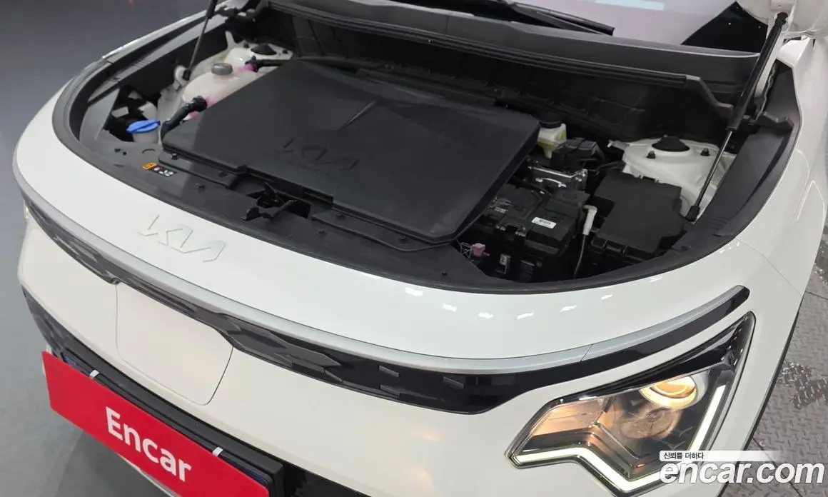 Kia Niro 2022 0.2 автомат (гидро), фото 6