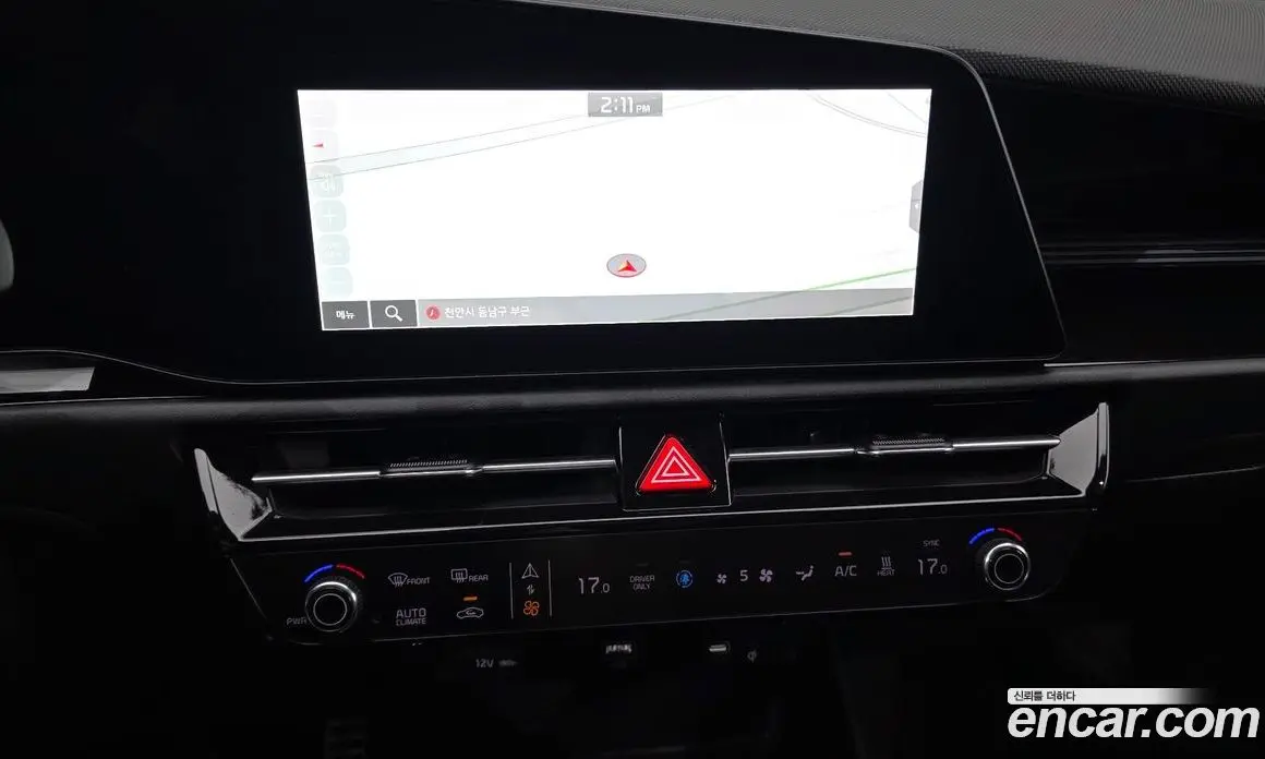 Kia Niro 2023 0.2 автомат (гидро), фото 15