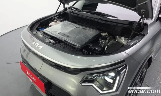 Kia Niro 2023 0.2 автомат (гидро), миниатюра 6