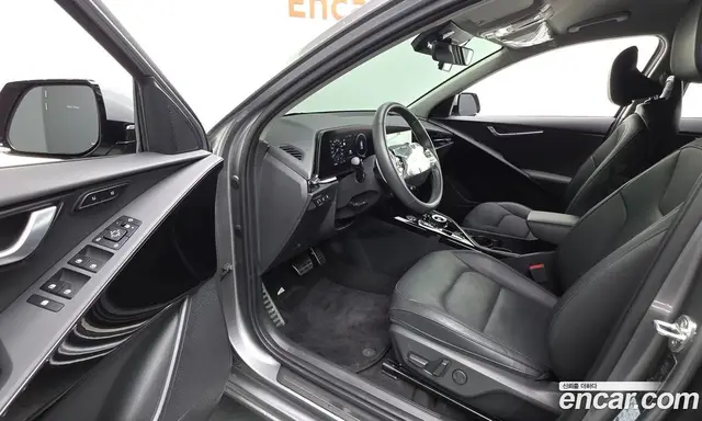 Kia Niro 2023 0.2 автомат (гидро), миниатюра 10